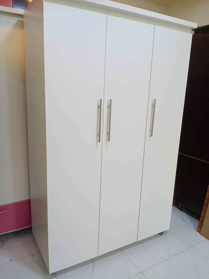 3 door almari/ wood works/cupboard /wardrobe for sale/almarih/colorful 5