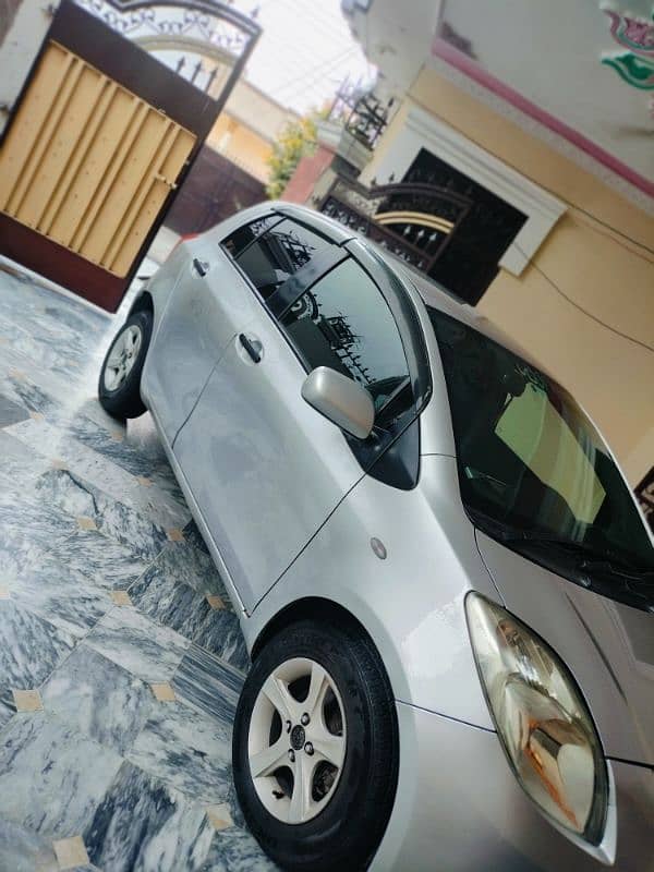 Toyota Vitz 2011 0