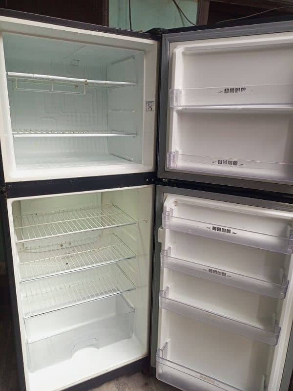 Dawlance Crystal door fridge 1