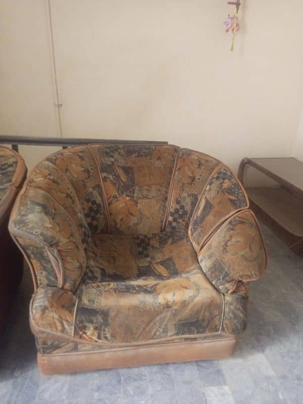 a better condition sofa set 2