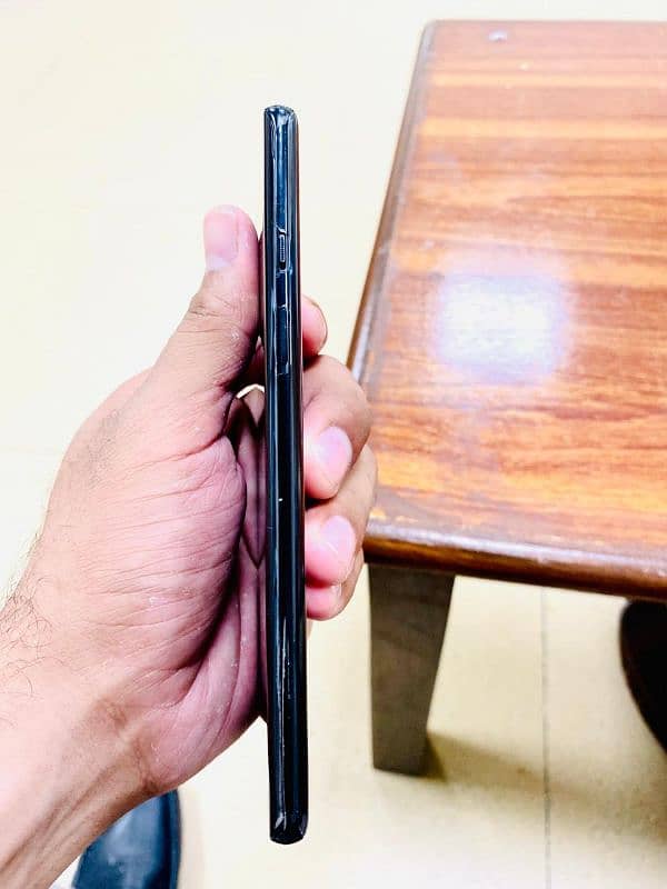 One Plus 8 For Sale. 3