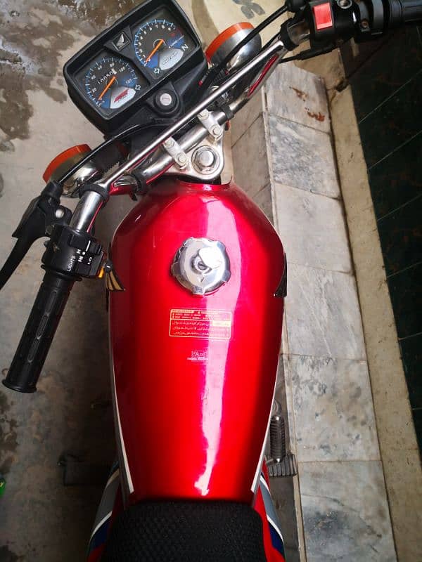 Honda cg125 Red colour lush condition 3