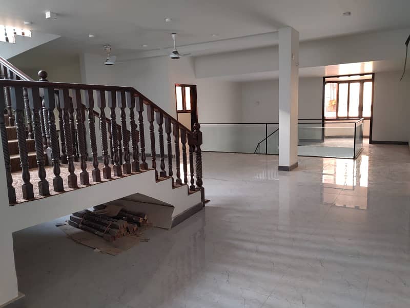 DEFENCE PHASE 5, 1000 YARDS NEWLY RENOVATED BUNGALOW FOR RENT 3