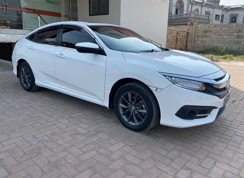 Honda Civic VTi Oriel Prosmatec 2021 1