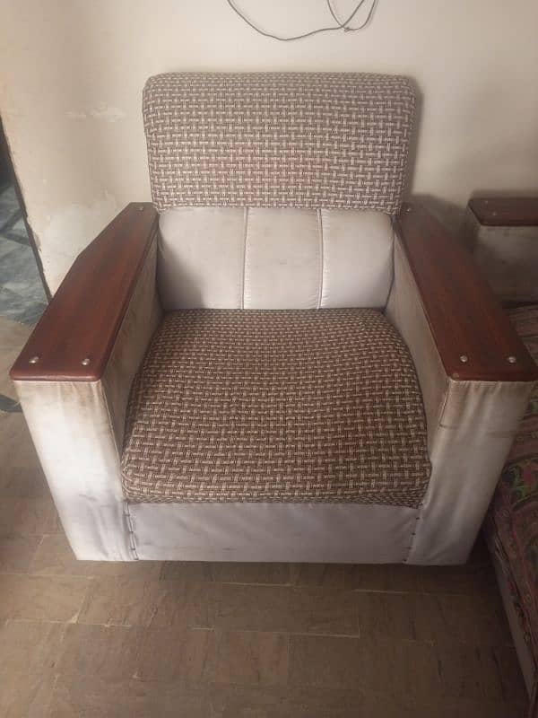 a better condition sofa set 1