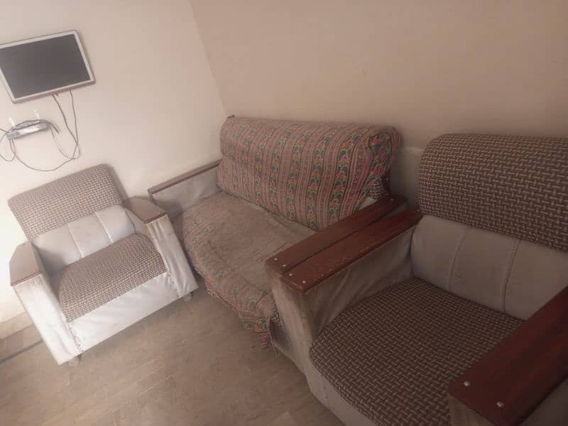 a better condition sofa set 2