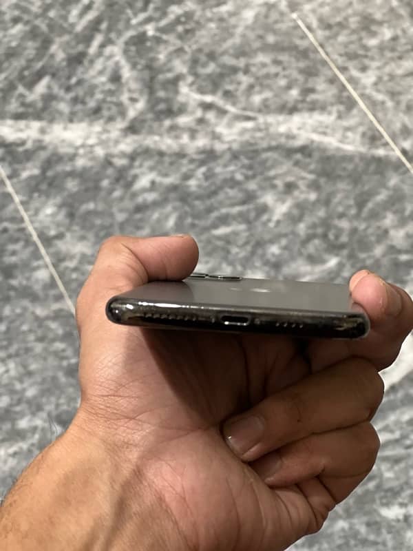 Iphone 11 pro max pta approved 256gb 10/7 7