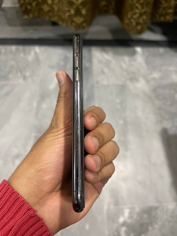 Iphone 11 pro max pta approved 256gb 10/7 8