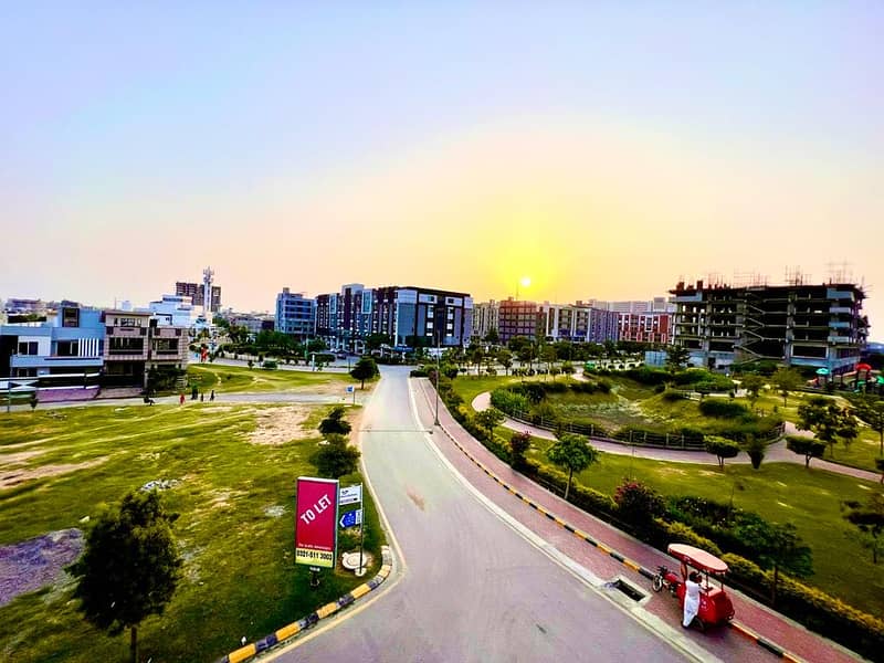 5 MARLA BEAUTIFUL LOCATED PLOT FOR SALE IN C BLOCK FAISAL TOWN PHASE-1 28