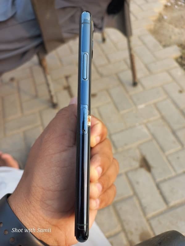 iPhone 11 Pro Max 64gb non pta j. v 4mnth sim time available 3