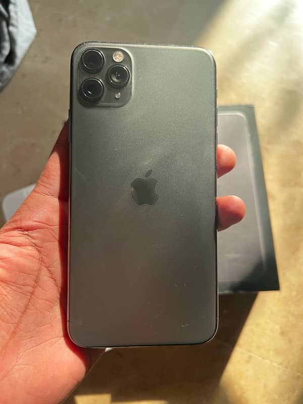 iphone 11 pro max PTA 10/10 1