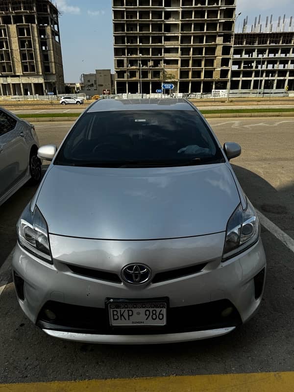 Toyota Prius 2014 1