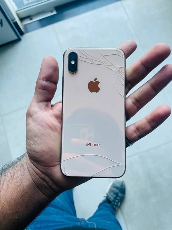 IPHONE XS (64GB) NON PTA 1