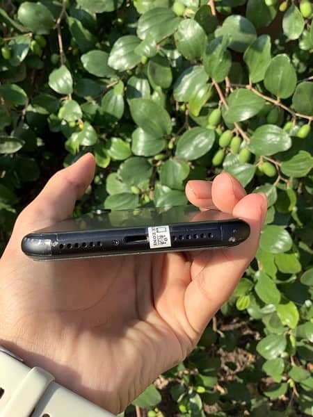 IPhone XR black open 256gb 100% battery health 10/10condition 4