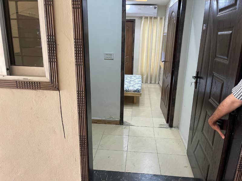 Fully Furnished Flat For Sale Near Emporium Mall Lahore Subhan Plaza Block H3 Johar Town 3