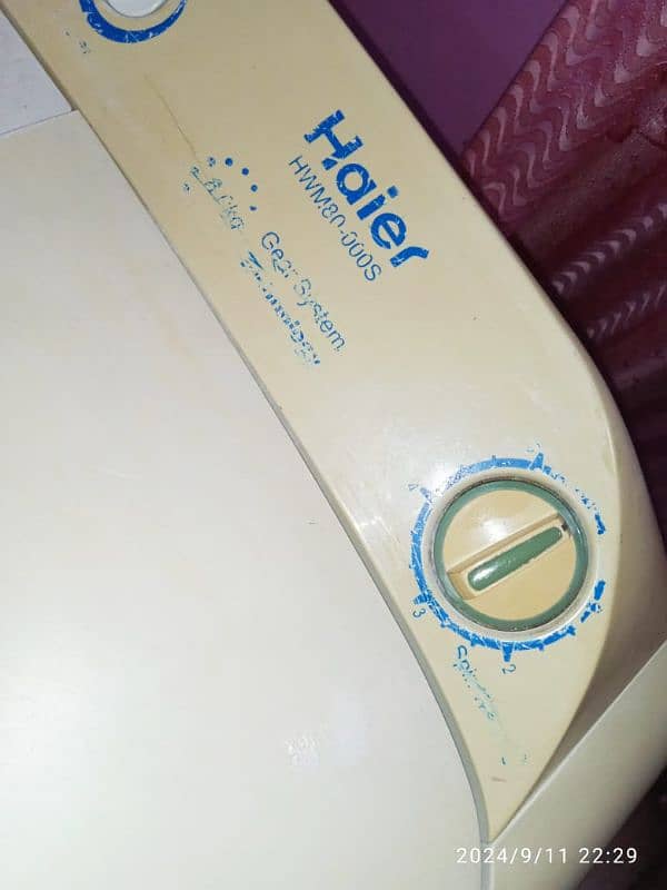 Haier washing twin tub model number HWM 0