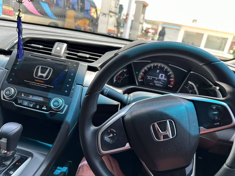 Honda Civic Oriel 1.8 i-VTEC CVT 2019 8