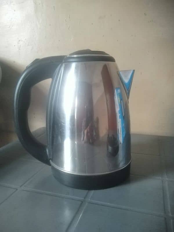 Electric Heat Kettle 4