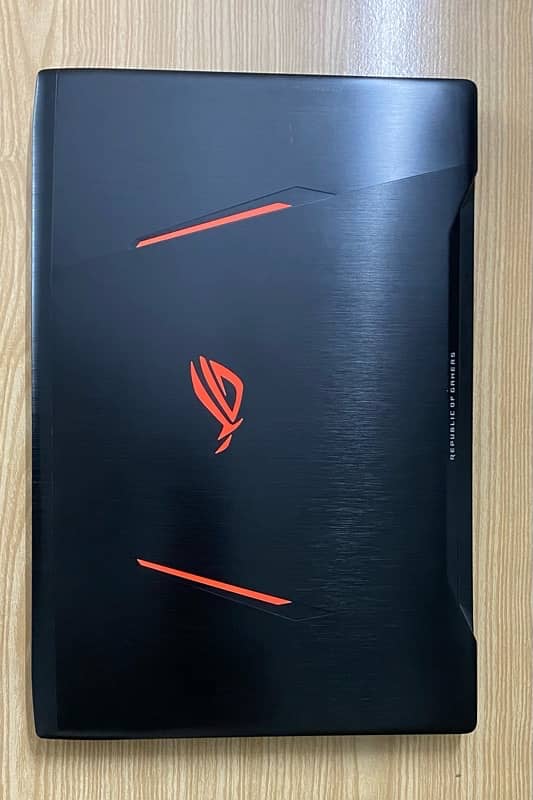 Asus Rog Strix gaming laptop 7