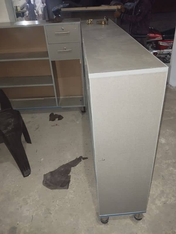 two counter for sale 4