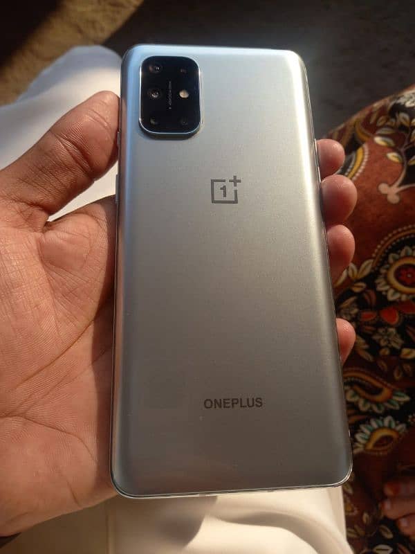 One plus 8t 5