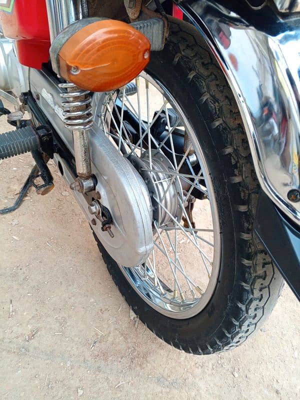 Honda 125 Karachi 10