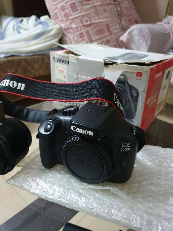 Canon Eos 4000d with box and 50mm F1.8 lens. 2