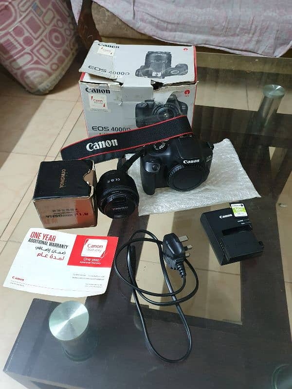 Canon Eos 4000d with box and 50mm F1.8 lens. 9