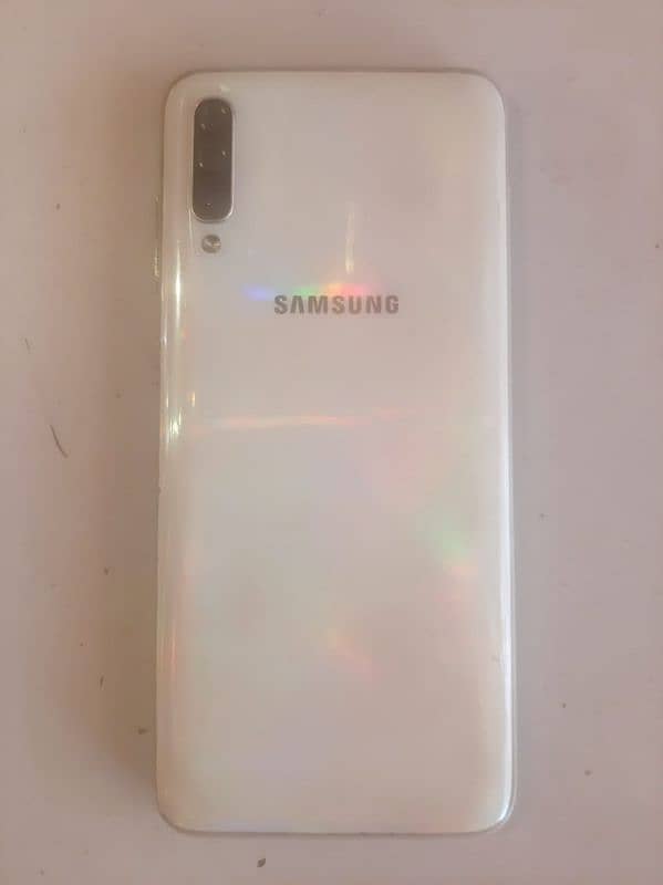 SAMSUNG A70 FOR SALE 4