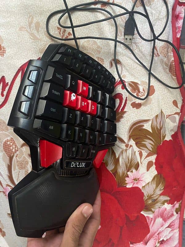 Delux Gaming Keypad(Gaming Keyboard) 1