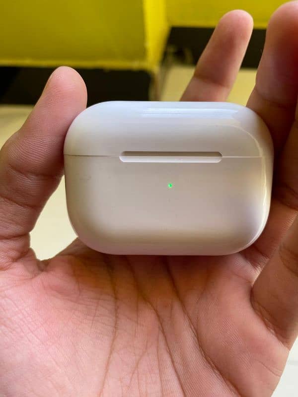 Apple Airpods pro 2nd generation 3