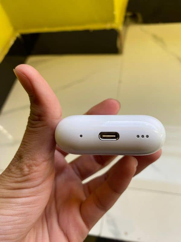 Apple Airpods pro 2nd generation 5