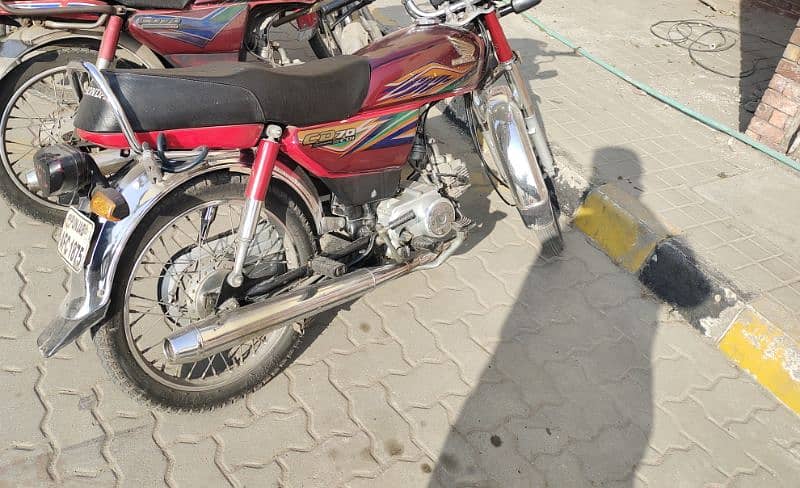 honda CD 70 in good condition 3