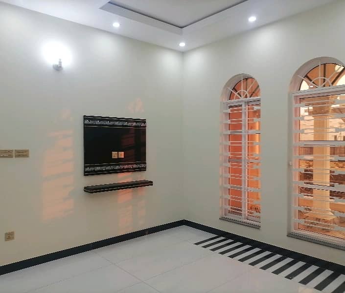 10 Marla House For sale In PGECHS Phase 2 Lahore 1