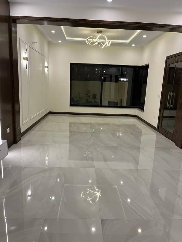 10 Marla House For Sale in Gulbahar Block Bahria Town lahore 36