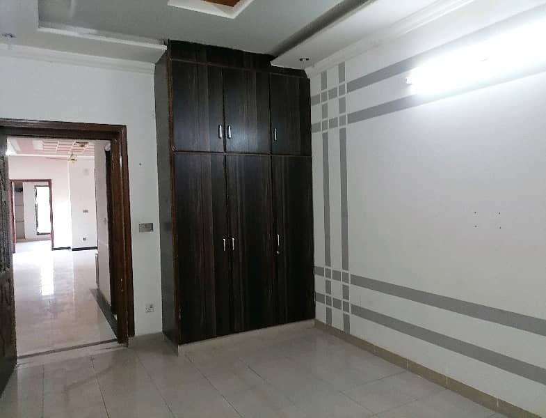 10 Marla Upper Portion For rent In Gul-e-Damin 2