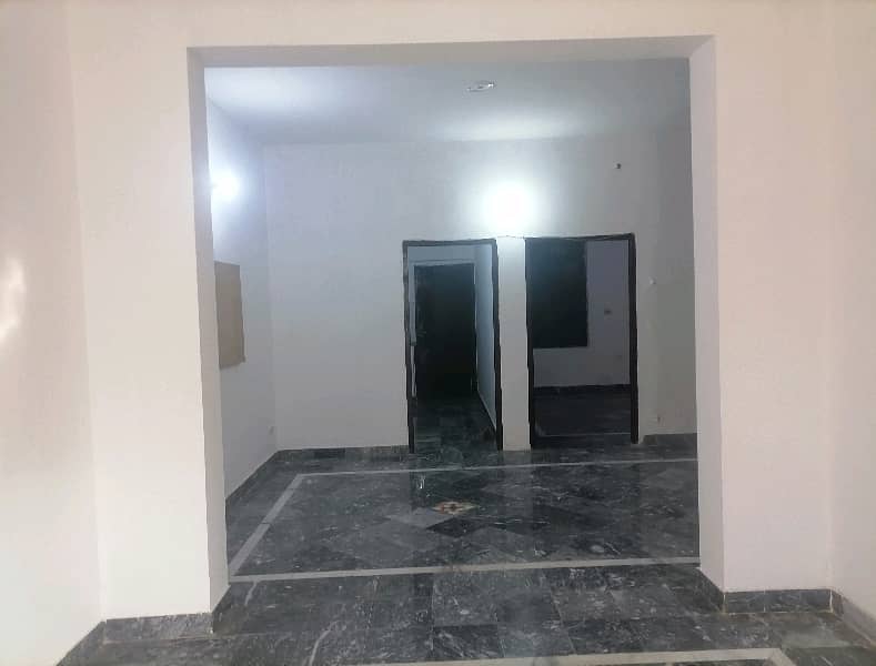 Affordable Upper Portion For rent In PCSIR Staff Colony 2