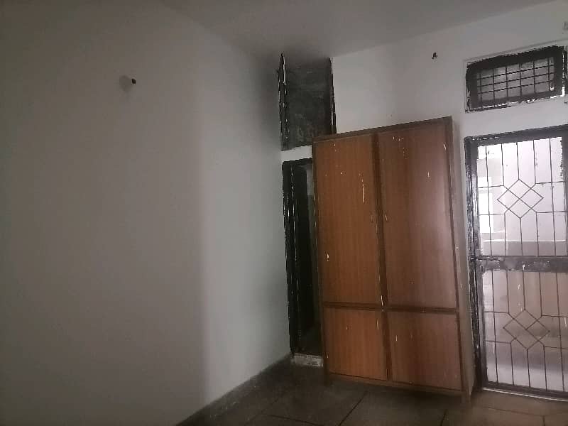 Affordable Upper Portion For rent In PCSIR Staff Colony 4