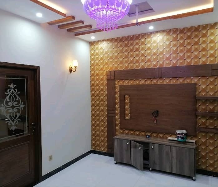 4 Marla House Situated In PCSIR Staff Colony For sale 4