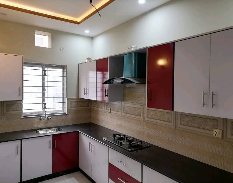 4 Marla House Situated In PCSIR Staff Colony For sale 5