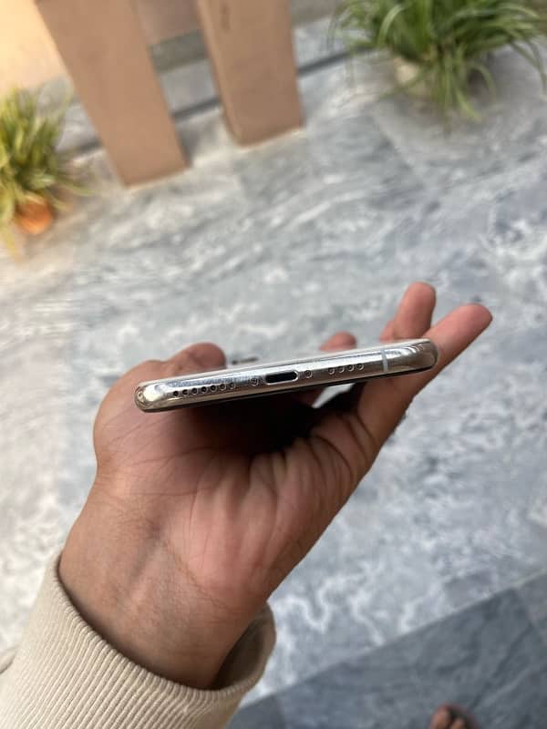 iphone xs max 5