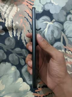 REDMI 12C 10/10 condition price Kam ho skti hai