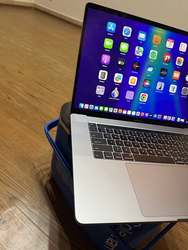 MacBook Pro 2019 - 16 inch 3