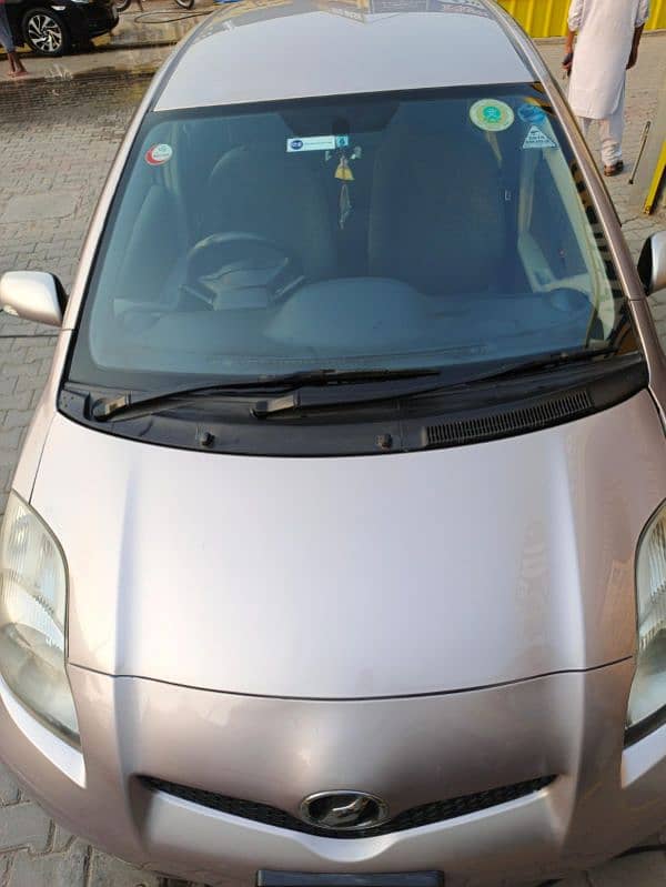 Toyota Vitz 2010/13 3