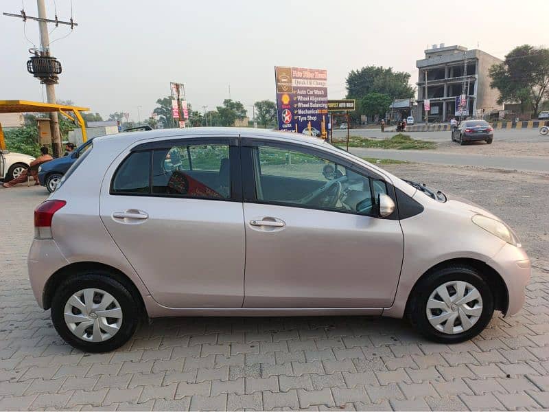 Toyota Vitz 2010/13 4