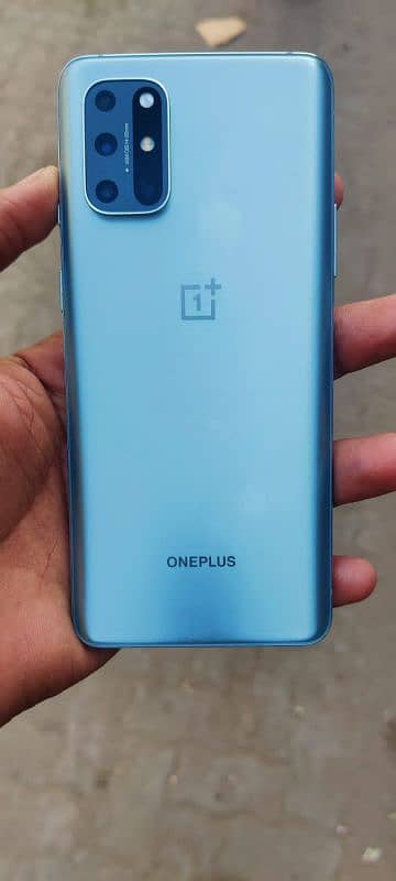 OnePlus 8t. 12/256. exchange possible 3