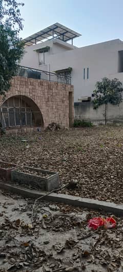 2 kanal 2 Marla Demolished Available House