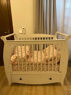 baby bed with 6 inches mattress