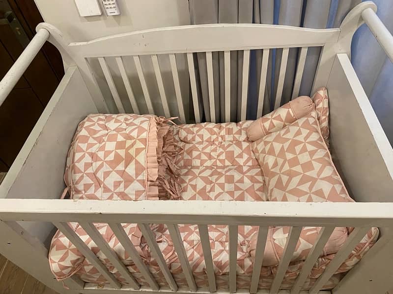 baby bed with 6 inches mattress 3