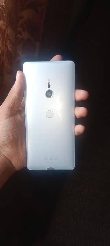 sony xz 3 non pta no dot no line exchange with iphone 8 0